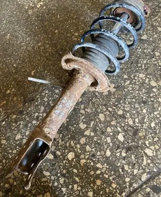 Mercedes-Benz B W245 Front shock absorber/damper