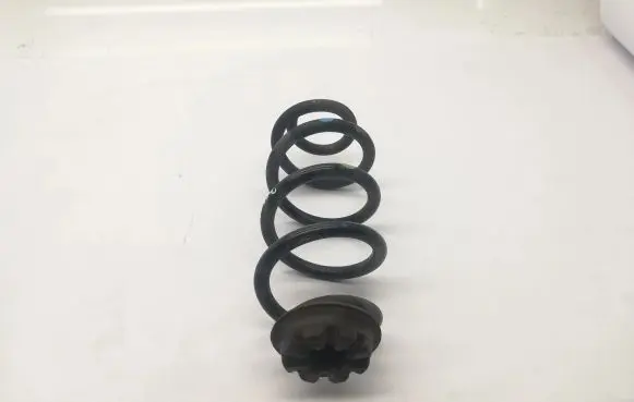 Nissan X-Trail T32 Rear coil spring