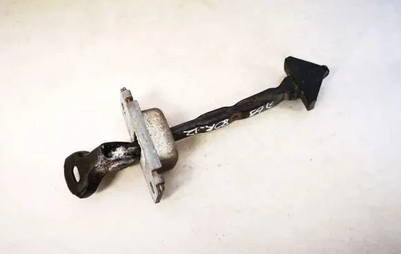 Mazda 3 I Rear door check strap stopper