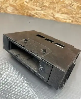 Volkswagen PASSAT B7 CD/DVD changer 3C2857285C P0110972 0924421
