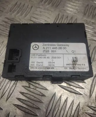 Mercedes-Benz E W211 Gateway control module A2114452600