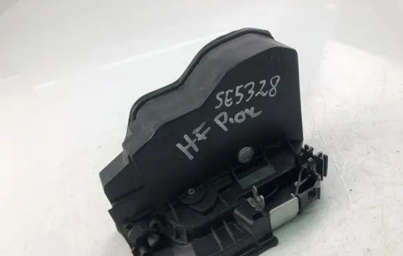 BMW X5 E70 Coupe door lock (next to the handle) 7202146