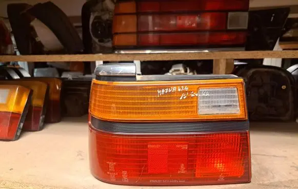 Mazda 626 Rear/tail lights 0436886 0436886L