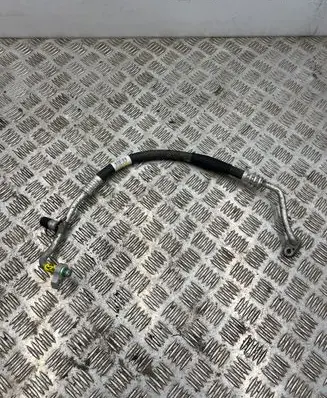 KIA Ceed Air conditioning (A/C) pipe/hose 97762J7300