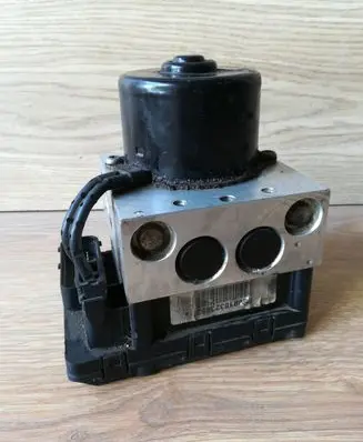 Volkswagen Sharan ABS Pump 1J0907379G 5WK8468 FMS8E08H46