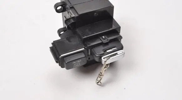 Volvo V70 Ignition lock 6G9N11572BL