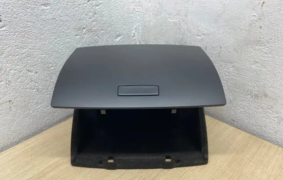 Volkswagen Touareg I Glove box 7L6857919D
