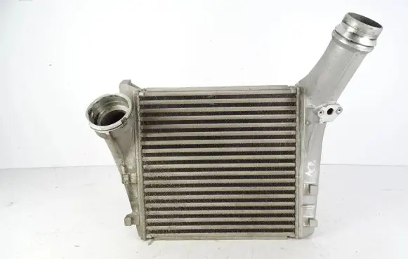 Porsche Cayenne (92A) Intercooler radiator 7P5145804D