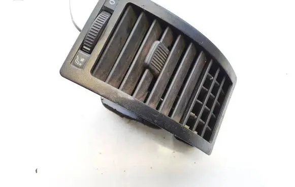 Volkswagen Polo Dash center air vent grill 6q0819703