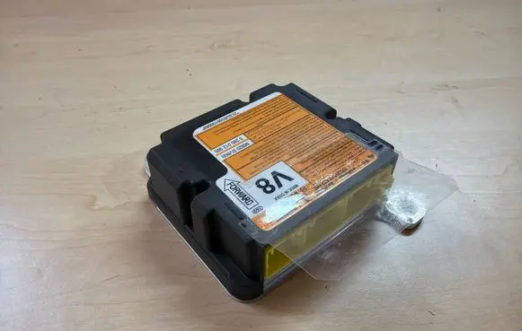 Nissan Juke I F15 Airbag control unit/module 98820BV80B