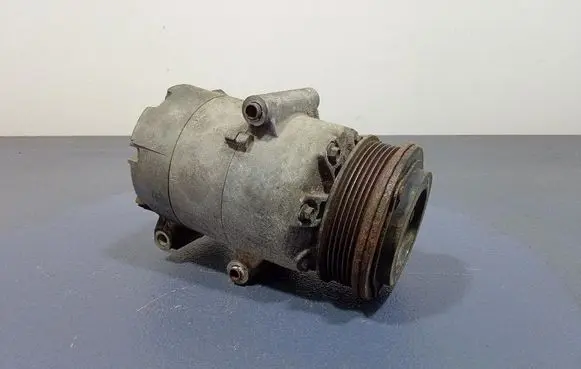 Ford Focus ST Air conditioning (A/C) compressor (pump) F1F119D629CA