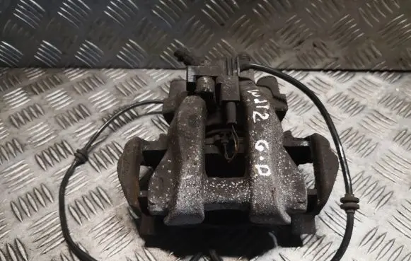 Mercedes-Benz E W212 Rear brake caliper 2124230381 A2124230381