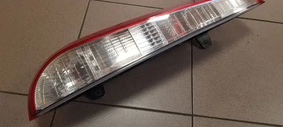 Rear/tail lights