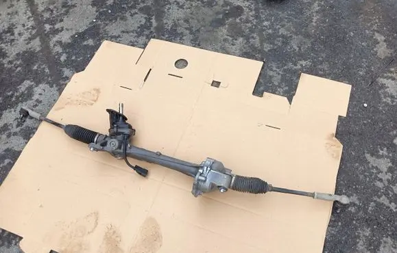 Volkswagen PASSAT B8 Steering rack mounting bracket 3Q1423050P