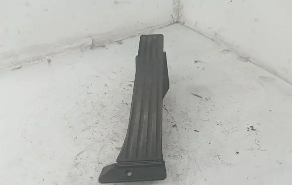 BMW X1 E84 Accelerator throttle pedal 6793742 6PV00937920