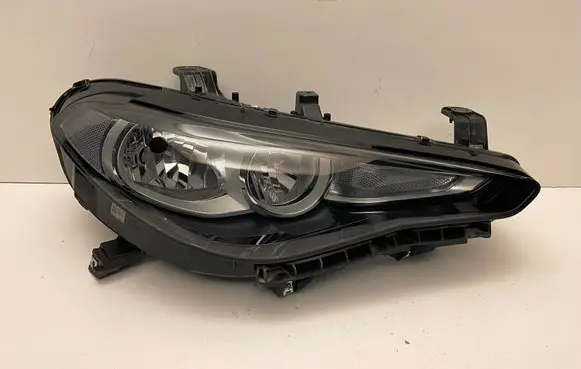 Alfa Romeo Giulia Headlight/headlamp 50547569 05K16T1