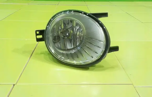 Ford S-MAX Front fog light 1N001030402 ZP32