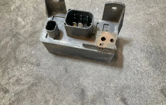 Mercedes-Benz Sprinter W906 Glow plug pre-heat relay