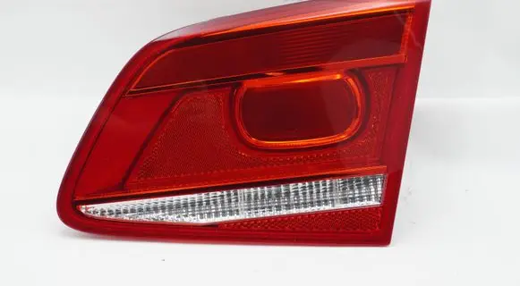 Volkswagen PASSAT B7 Rear/tail lights 3AE945094K