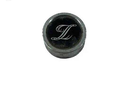 BMW 3 E36 Non-original wheel cap 