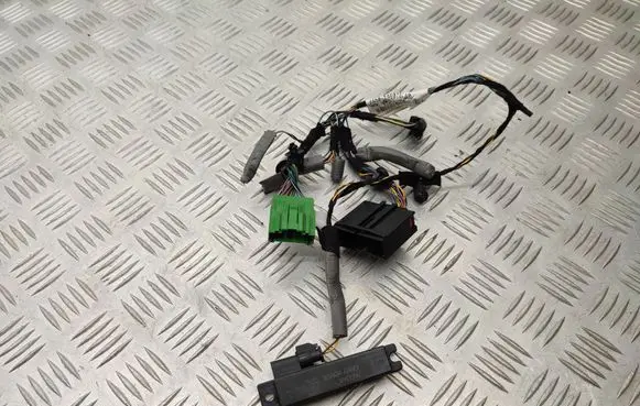 Interior comfort aerial antenna