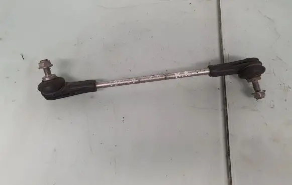 BMW 3 F30 F35 F31 Front anti-roll bar/stabilizer link 6792212 31306792212