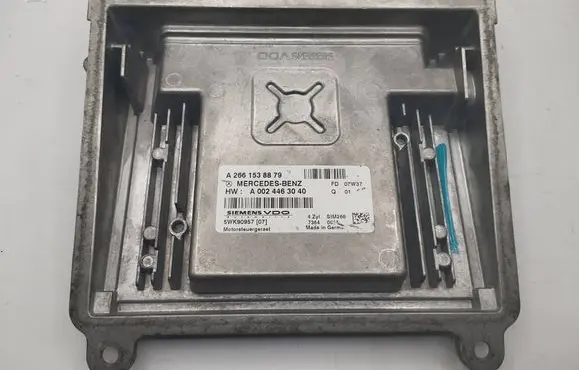 Mercedes-Benz A W169 Engine control unit/module A2661538879 5WK90957 A0024463040