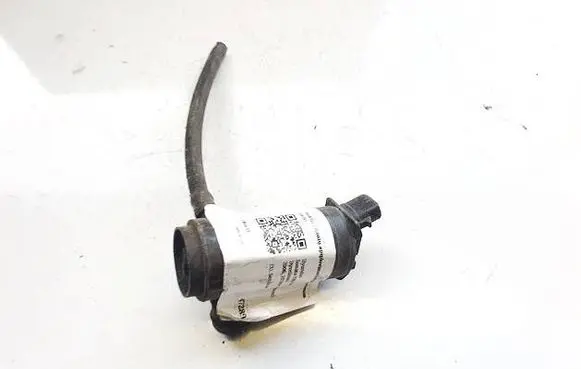 Hyundai Sonata Windscreen/windshield washer pump