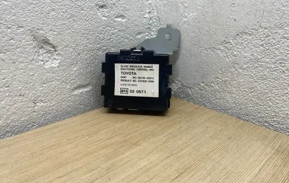 Toyota RAV 4 (XA30) Alarm control unit/module 0819248810 2370002690 060322A
