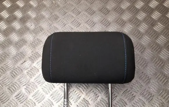 Volkswagen PASSAT B8 Rear seat headrest A050522X