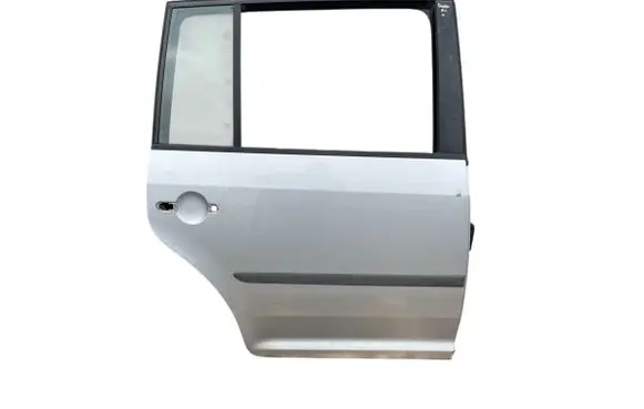 Volkswagen Touran I Rear door