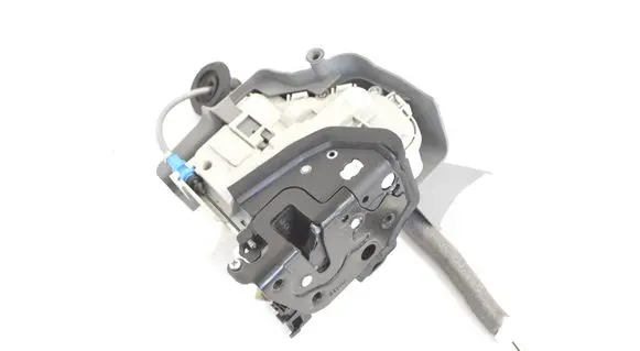 Audi Q2 - Front door lock 8X2837016B