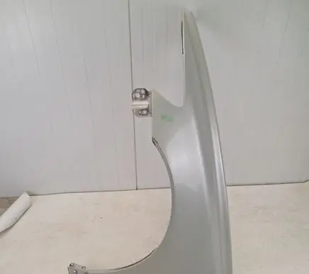 Volvo V50 Fender B2326