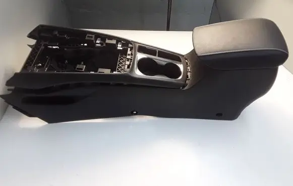 MG MG5 II Armrest 10719040