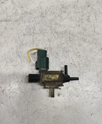Mazda 6 Vacuum valve 