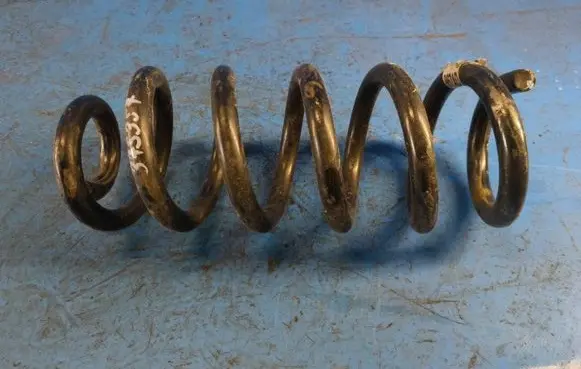 Jeep Grand Cherokee Rear coil spring 68029867AD