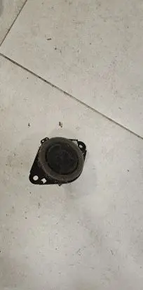 Subaru Outback (BS) Front door high frequency speaker