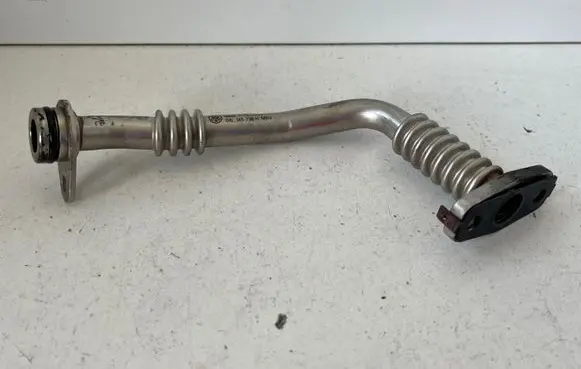 Skoda Superb B8 (3V) Turbo turbocharger oiling pipe/hose 04L145736H