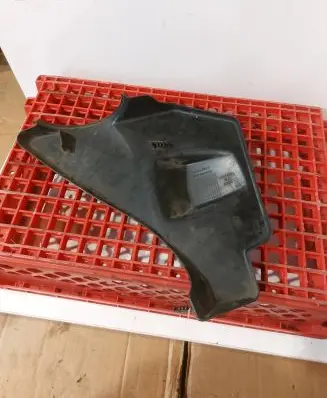 Audi A6 S6 C5 4B Air filter box cover 4B0133849C 80938