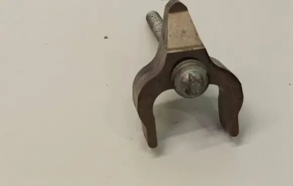 Fuel Injector clamp holder