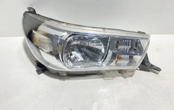 Toyota Hilux (AN120, AN130) Headlight/headlamp 811100K792