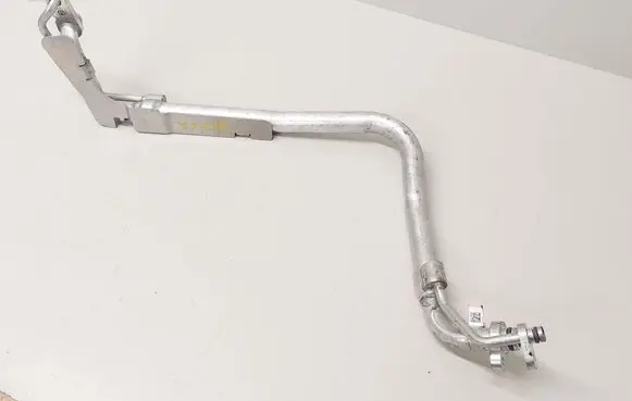 Air conditioning (A/C) pipe/hose