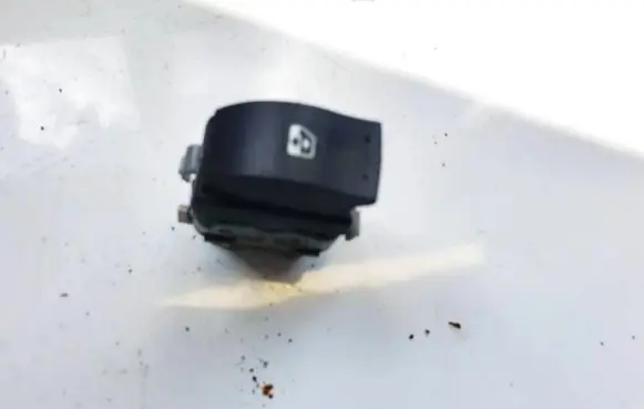 Renault Scenic II - Grand scenic II Electric window control switch 28082 315029a