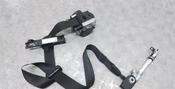Volkswagen Jetta USA Front seatbelt 17A857705C