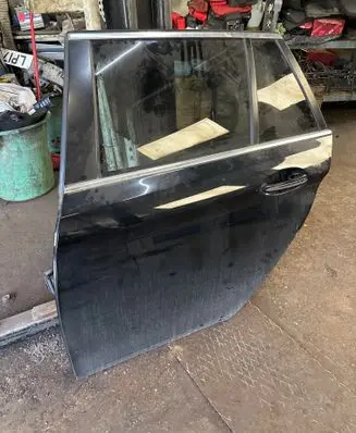 BMW 5 G30 G31 G38 Rear door