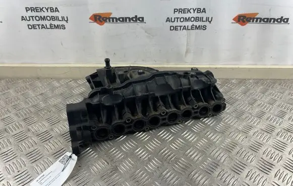 KIA Sorento Intake manifold