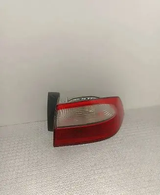 Renault Laguna II Rear/tail lights 8200002474