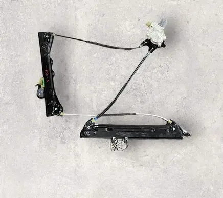 BMW 4 F32 F33 Front door window regulator with motor 6281623