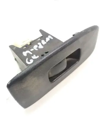 Mitsubishi Pajero Electric window control switch MR445659