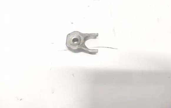 Mazda CX-7 Fuel Injector clamp holder